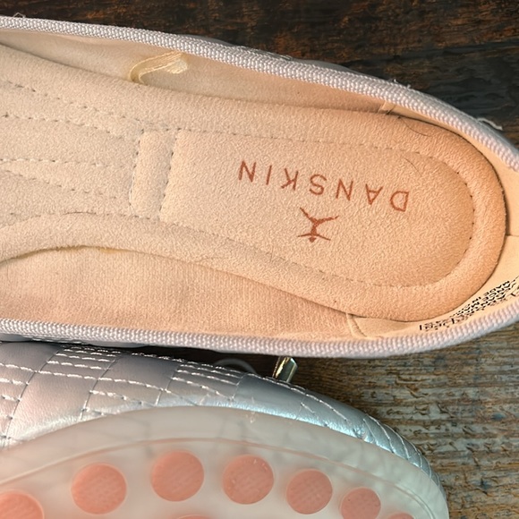 NWithout tags Danskin ADORE ballerina shoes. Size 8 1/2 - Picture 3 of 5